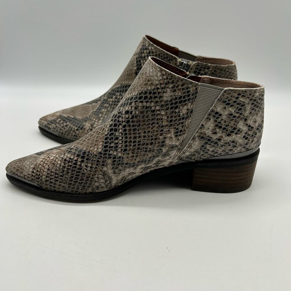 Lucky Brand Women's Bootie Shootie Zip Up Snake Skin Print Size 6M / 36 1/2 - Picture 5 of 11